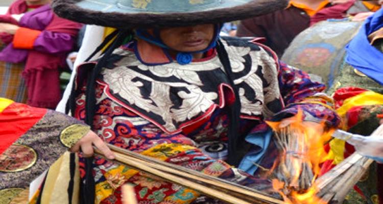 Le festival fou du Bhoutan : Jambay Lhakhang Drub - Bhutan Best Inbound Tour 2