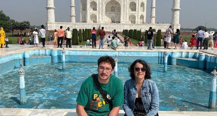 Visita privada al Taj Mahal desde Delhi en coche - Travel Creators Of India 8