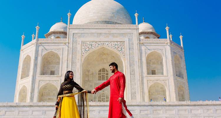 Celebración de Holi en Mathura Vrindavan con el viaje al triángulo de oro de la India - 2024 - Amazing India Tours 8