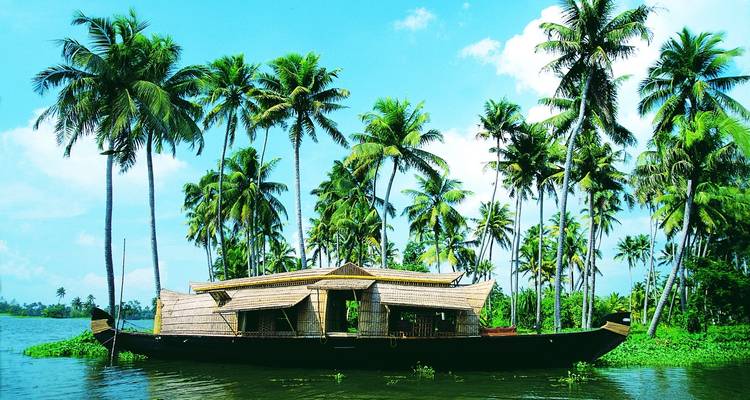 Customized 11 Days Tour in Kerala State of India with Daily Departure - Agate Travel 2