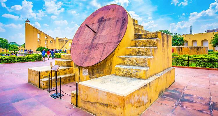 Instruments astronomiques dans le complexe de Jantar Mantar.