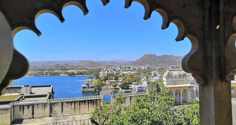 Tailor-Made Best of India Tour with Daily Departure, Private Guide and Driver - Agate Travel 2