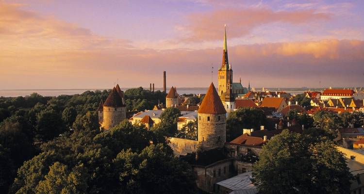 Tournée en Pologne et dans les États baltes - Smart Travel OU 9