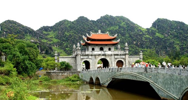 Discover Hanoi, Halong Bay  and Ninh Binh 6 Days 5 Nights - Asia Pacific Travel 9
