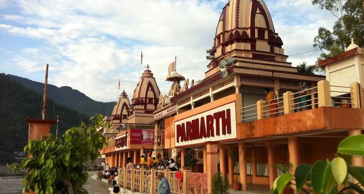 Circuito de yoga en Rishikesh - Golden Triangle India Tours 3