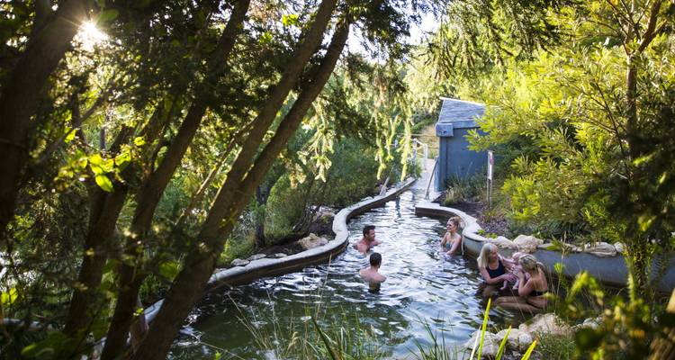 Peninsula Hot Springs Spa Entry & Transfer Bus - Autopia Tours 6