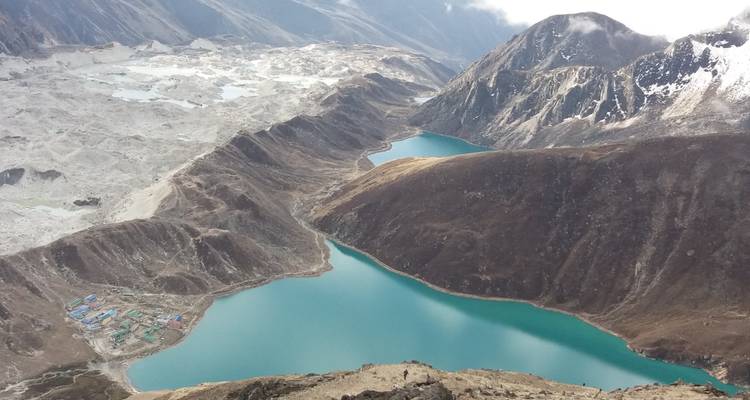 Senderismo de 12 días por el valle de Gokyo - Sherpa Expedition Teams 10