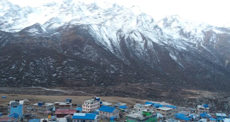 Trek de la vallée du Langtang 10 jours - Sherpa Expedition Teams 1