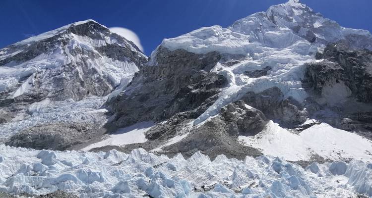 Excursión al campamento base del Everest - 12 días - Sherpa Expedition Teams 2