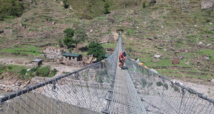 Manaslu Tsum valley excursionismo 21 días - Sherpa Expedition Teams 3