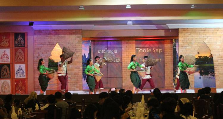 Visite et dîner avec spectacle de danse Apsara - Euro Khmer Voyages 3