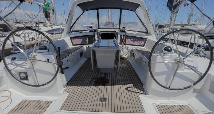 Wine Sailing in Croatia (from Split to Dubrovnik) - Med Sailing Holidays 9