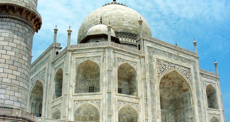 Close-up of the Taj Mahal's detailed marble facade