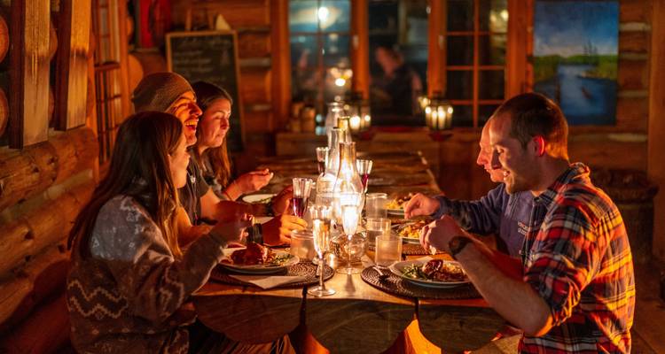Aventure dans un chalet en bois rond dans le parc Algonquin - Voyageur Quest 9