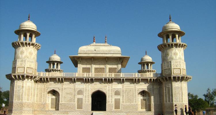 Excursión nocturna al Taj Mahal de Agra desde Delhi - ITS holidays 3