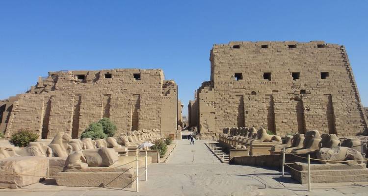4 noches en el Steigenberger Regency Crucero por el Nilo desde Luxor - Sun Pyramid Tours 6