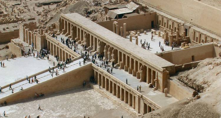 Desde Marsa Alam: crucero de 4 días y 3 noches por el Nilo de Asuán a Luxor con visitas turísticas incluidas - Egyptology Travel 9