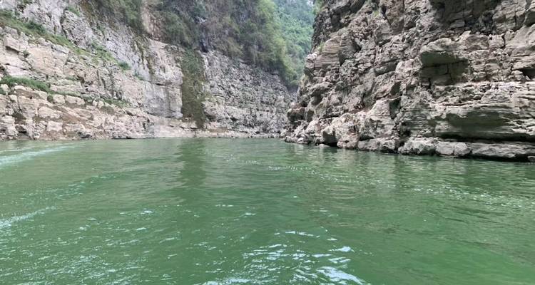 Yangtze River Deluxe Cruise 5D/4N from Yichang to Chongqing - Silk Road Trips 3