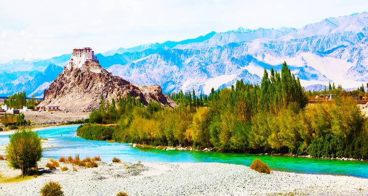 13 Days Romantic Golden Triangle Tour with Leh and Ladakh(ALL INCLUSIVE) - Travel Con 4