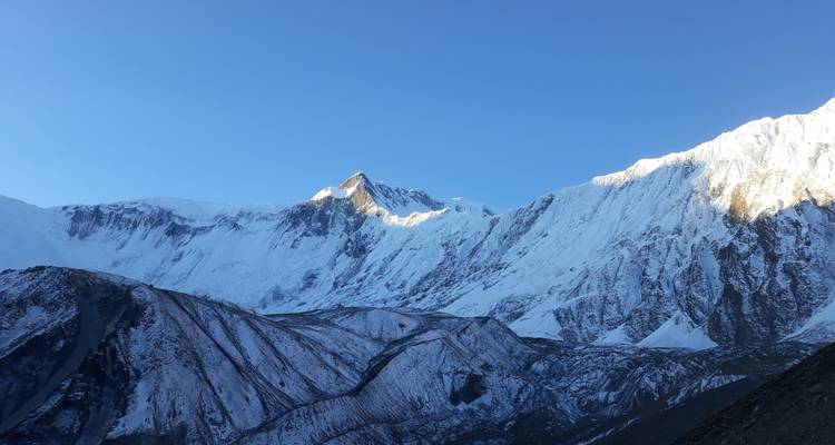 Trek court au camp de base de l'Annapurna - Travel Max Guide 7