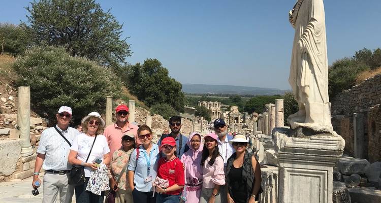 Excursión de 2 días a Éfeso y Pamukkale desde Estambul - Iglesias Tour Turkey 4