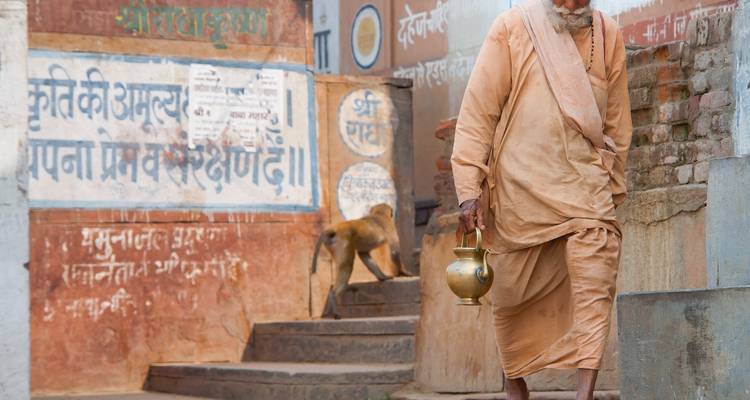 Divine Krishna Trail: Mathura Vrindavan Sacred Journey Day Tour from Delhi - Agora Voyages OPC Pvt Ltd 2