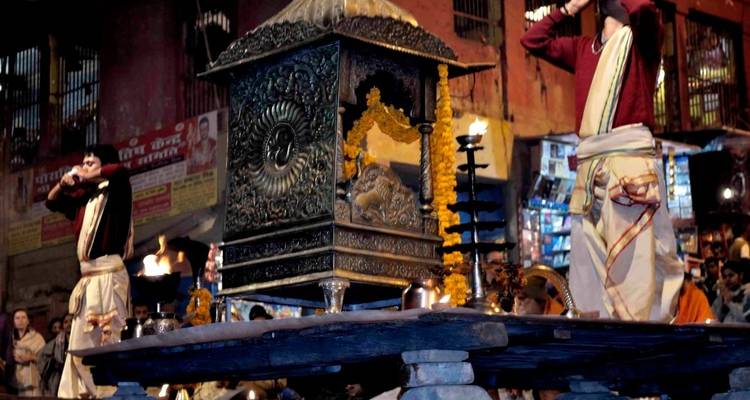 Circuit de 12 jours à Varanasi, Khajuraho, Agra et au Rajasthan - TTI TOURS 3