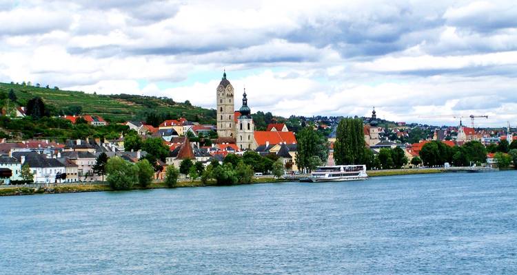 Romantic Danube Regensburg to Budapest - Viking Cruises 4