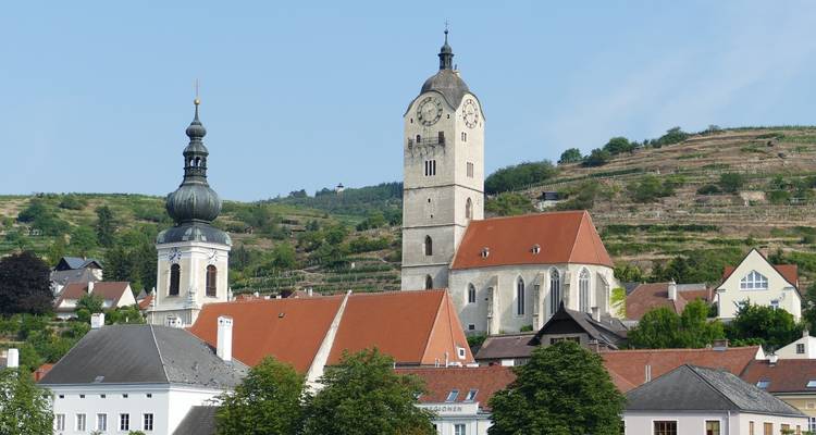 Romantic Danube Regensburg to Budapest - Viking Cruises 6