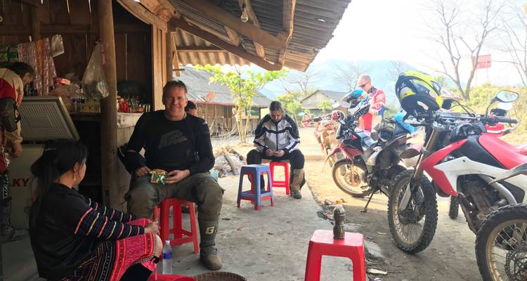 Ruta en moto por Vietnam más vendida Sapa, Ha Giang, Mai Chau - 10 días - DNQ Travel 9