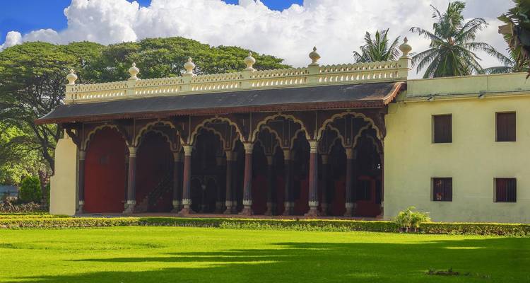 De Bangalore a las colinas de Nandi: explorando la historia y el Paisaje - Agora Voyages OPC Pvt Ltd 1