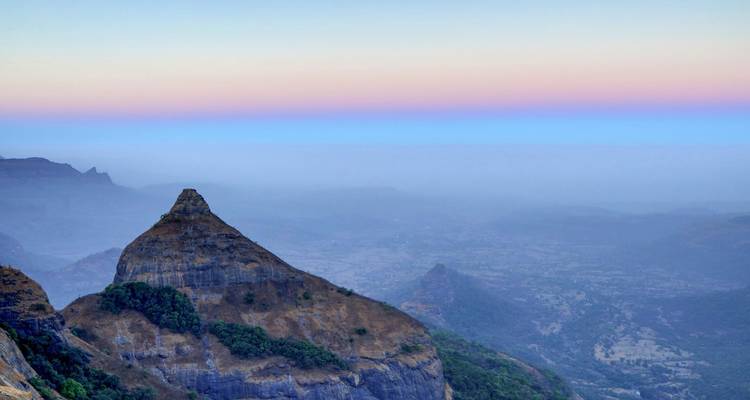 Excursión a Lonavala: circuito de un día a las cuevas de Karla y Bhaja desde Bombay - Agora Voyages OPC Pvt Ltd 3