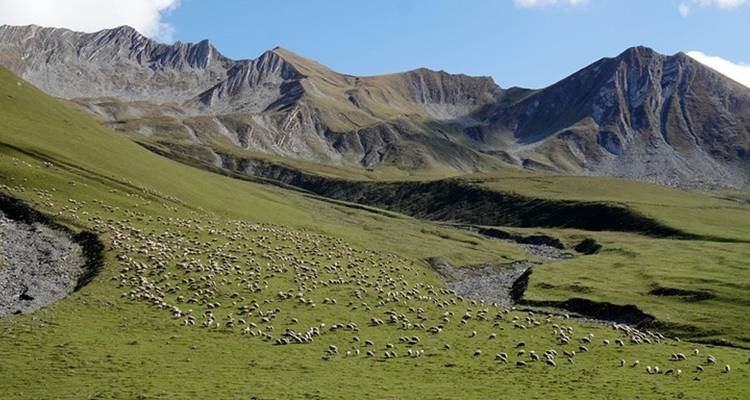 Viaje activo en grupo reducido por el Cáucaso Sur - Advantour Caucasus 1