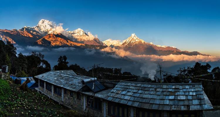 Trek du camp de base de l'Annapurna avec retour en hélicoptère - Peregrine Treks and Expedition Pvt Ltd 1