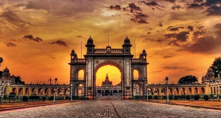 13 Days Tour of Karnataka, Kerala & Tamil Nadu [South India] - TTI TOURS 2