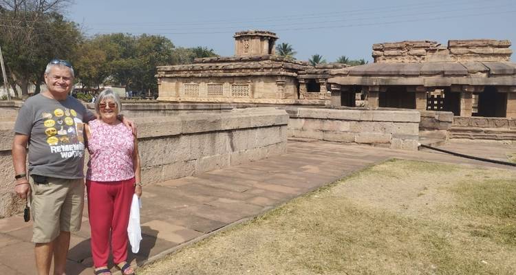 Esplendores esculpidos: circuito cultural de Hyderabad a Badami - Agora Voyages OPC Pvt Ltd 1