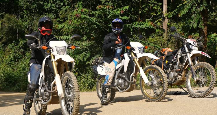 Circuit en moto tout- terrain dans le nord du Laos : Houeixai, Triangle d'or, Luang Namtha, Muang Khoua, Nong Khiaw, Pak Xeng - DNQ Travel 8