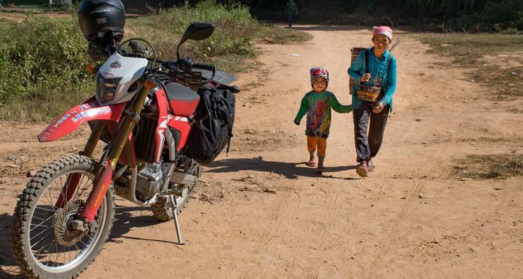 Laos Dirty Motorcycle Tour to Viengthong, Viengxay, Phonsavanh, Vang Vieng, Plain of Jars, Xaisomboune - DNQ Travel 2