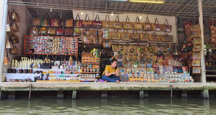 Small Group: Damnoen Floating market & Train market - LJ Biz 10