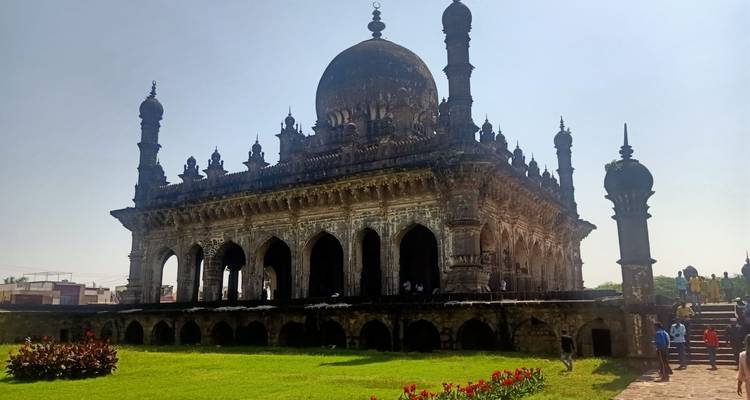 Hyderabad to Bijapur Cultural Expedition - Agora Voyages OPC Pvt Ltd 4