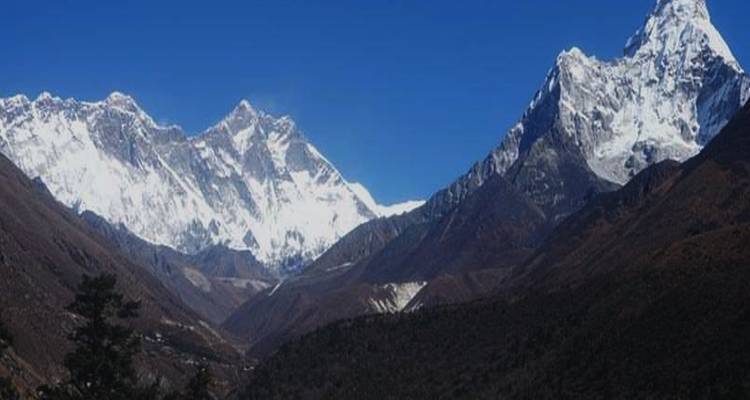 Excursionismo en panorámico al Everest - Adventure Bound 4