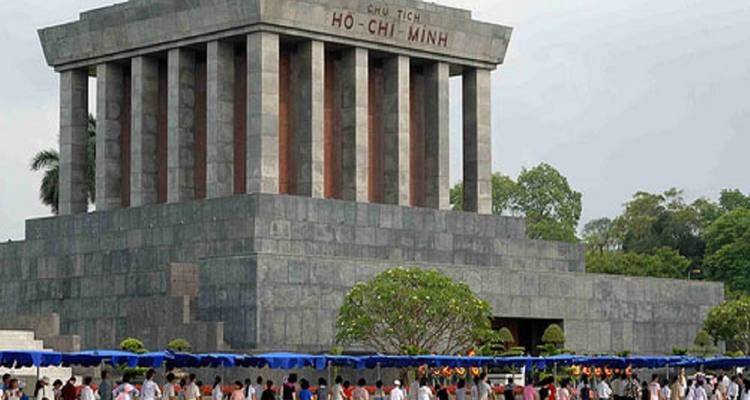 Laos and Vietnam Discovery 14 Days - Bravo Indochina Tours 6