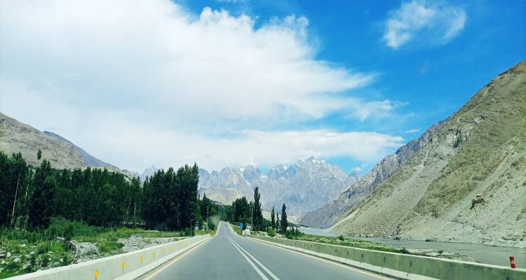 15 Days Jeep Safari Baltistan & Hunza Gojal Pakistan - Rock Valley Tours Pvt Ltd 6