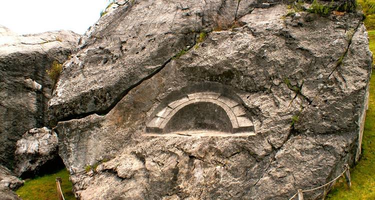 View of the Condor in Chonta Canyon – Private Service - Inkayni Peru Tours 2