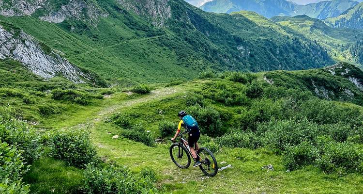Tour De Alps | Exclusive Alpine Mountain Biking - LIFE Adventures 7