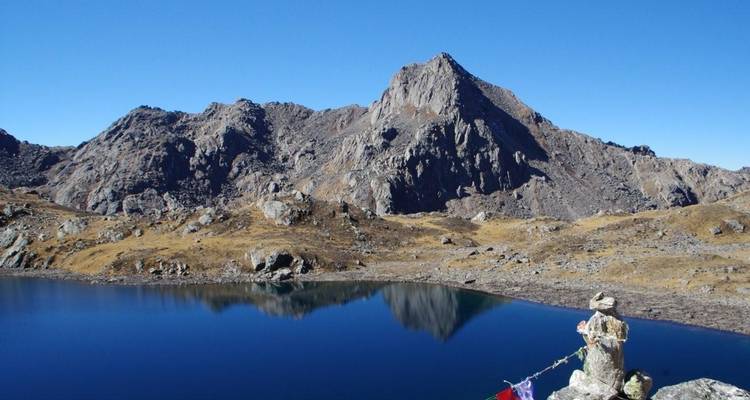 Senderismo por el lago Gosaikunda - Mountain Rock Treks And Expedition 1