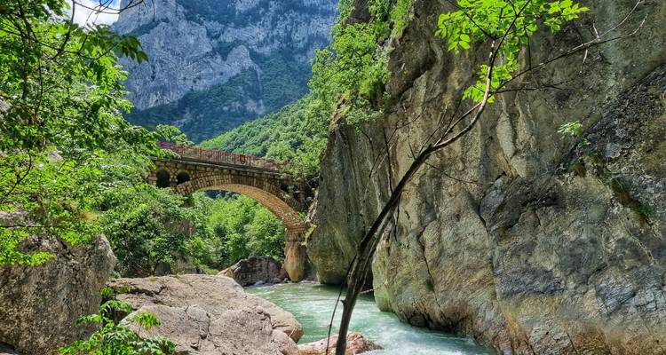 Circuit en petit groupe ; Explorez le Kosovo, le plus jeune pays d'Europe - Choose Balkans 7