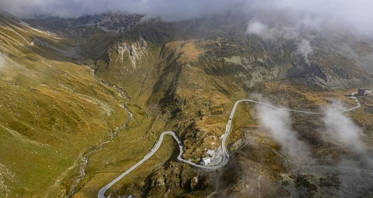 Glacier Express & Porsche 911 Rail & Drive Experience - EPIKdrives 2