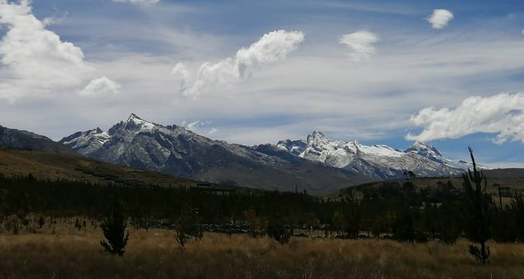 Trek et; Escalade : Nevados Urus et; Ishinka - 5530m - Unu Raymi Expeditions 1