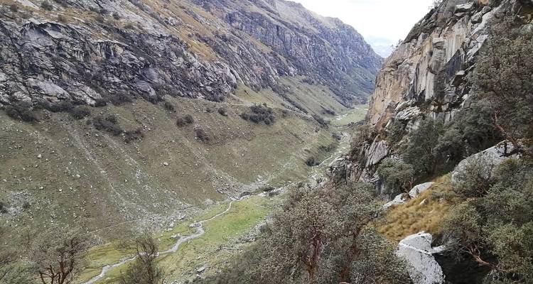 Trek et escalade : Nevado Vallunaraju - 5685m - Unu Raymi Expeditions 6